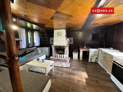 Prodaná chata 40 m², pozemek 1 m²