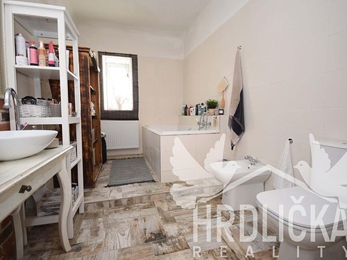 Prodaný dům 170 m², pozemek 2453 m²