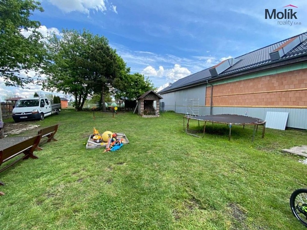 Prodej domu 715 m², pozemek 980 m²
