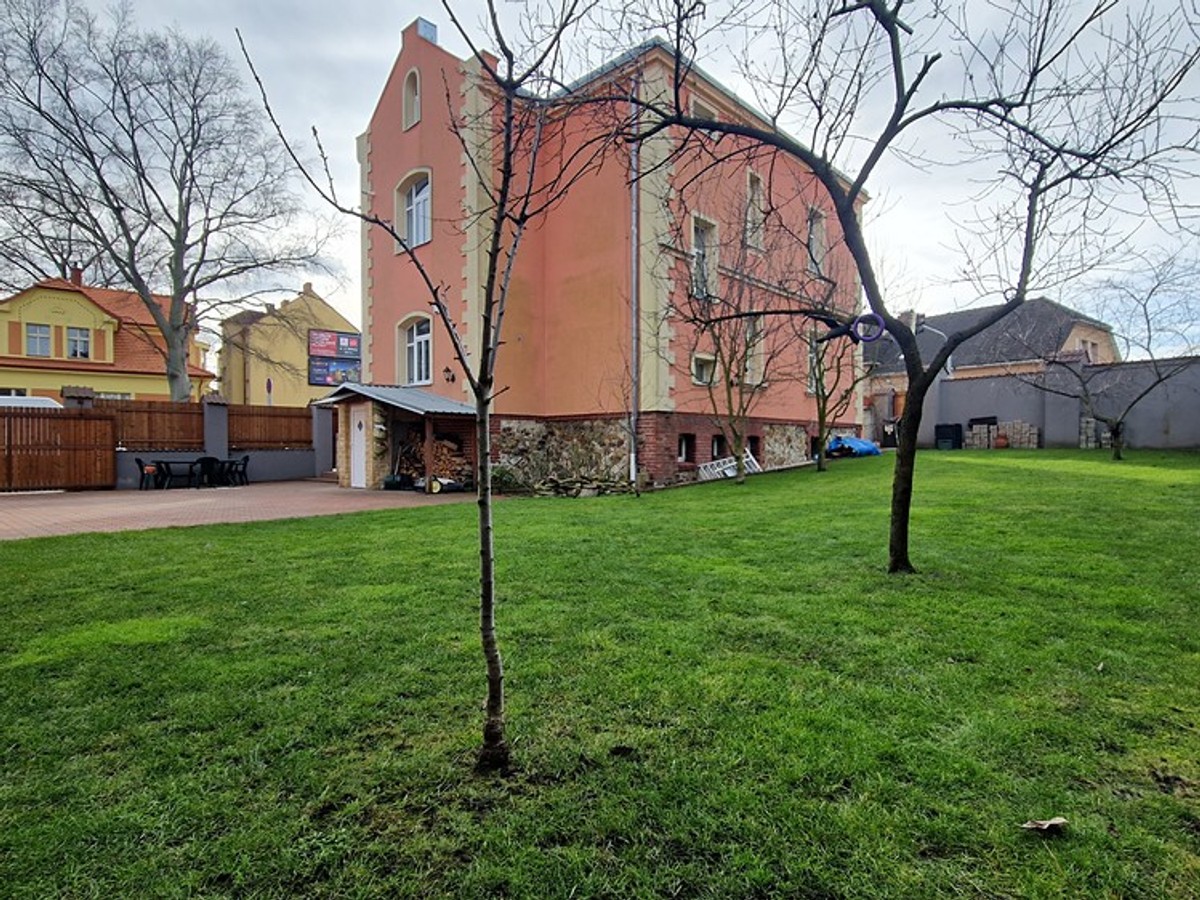Prodej domu 360 m², pozemek 537 m²