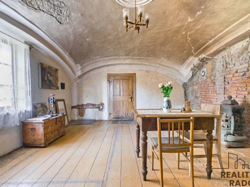 Prodej domu 850 m², pozemek 2521 m²