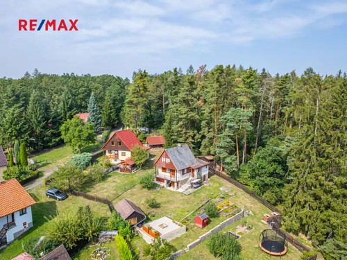 Prodaná chata 60 m², pozemek 961 m²