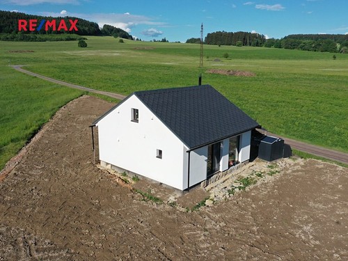 Prodaný dům 90 m², pozemek 1527 m²