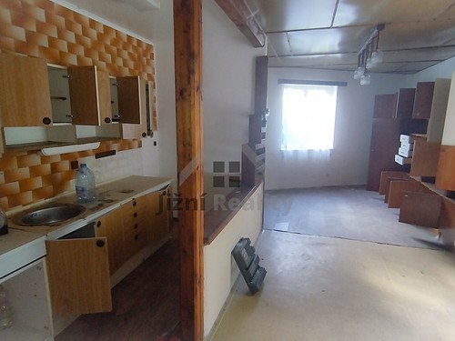 Prodaný dům 300 m², pozemek 791 m²