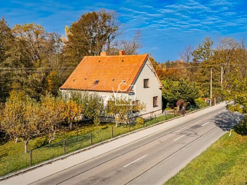 Prodaný dům 200 m², pozemek 1096 m²