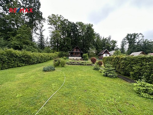 Prodaná chata 60 m², pozemek 926 m²