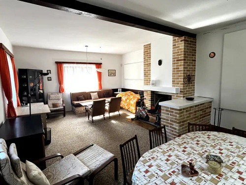 Prodej domu 200 m², pozemek 3821 m²