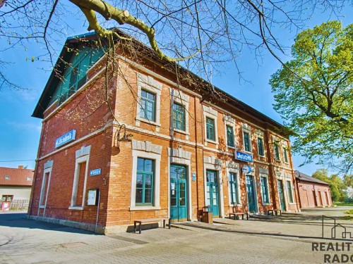 Prodej stavebního pozemku 1671 m²
