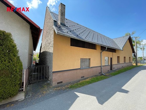 Prodaný dům 250 m², pozemek 901 m²
