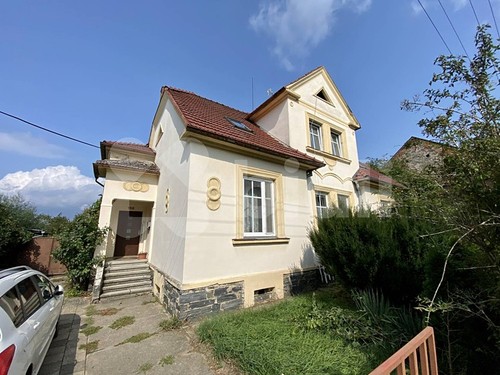 Prodaný dům 288 m², pozemek 3185 m²