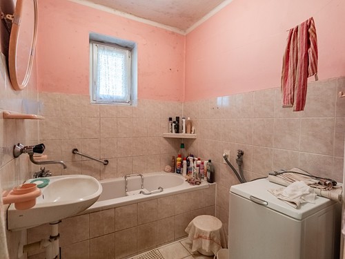 Prodaný dům 200 m², pozemek 1059 m²