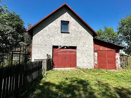 Prodaná chata 110 m², pozemek 721 m²