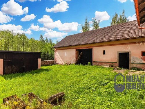 Prodej zemědělské usedlosti 235 m², pozemek 4535 m²