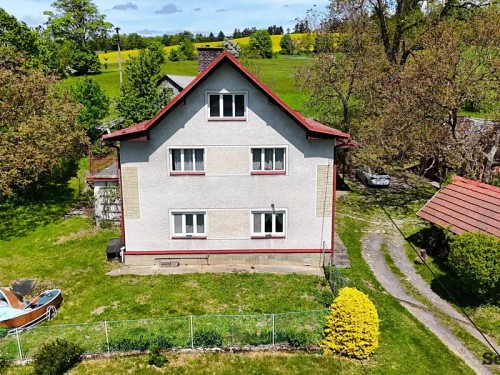 Prodej domu 230 m², pozemek 2755 m²