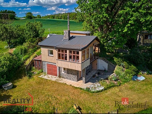 Prodaná chata 80 m², pozemek 442 m²