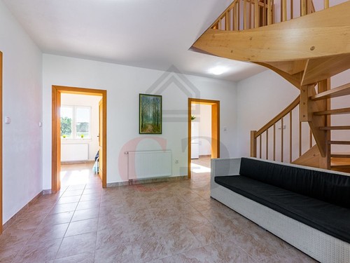 Prodaný dům 380 m², pozemek 1313 m²