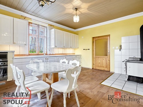 Prodaný dům 200 m², pozemek 1092 m²