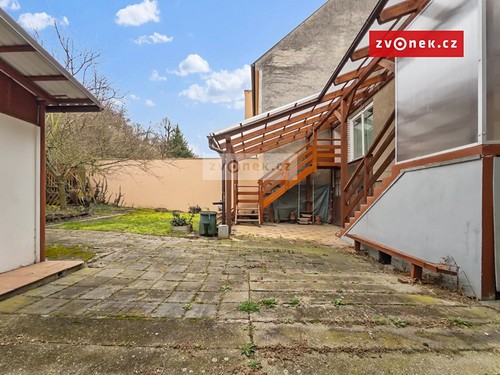 Prodaný dům 350 m², pozemek 869 m²