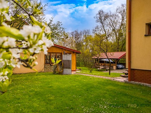 Prodaný dům 200 m², pozemek 1994 m²