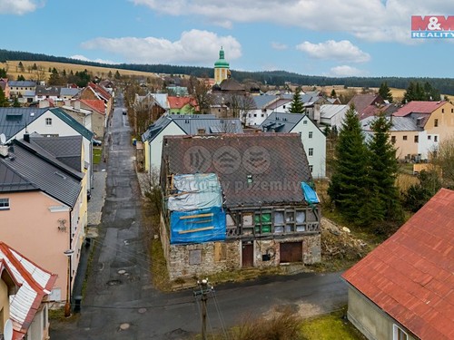 Prodaná chata 250 m², pozemek 942 m²