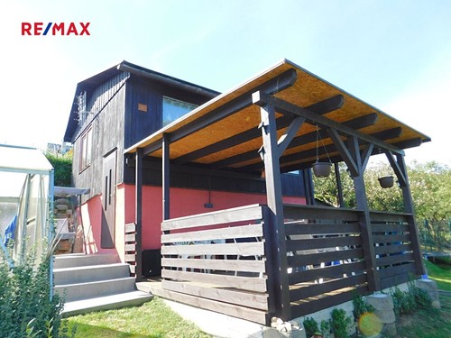 Prodaná chata 40 m², pozemek 357 m²
