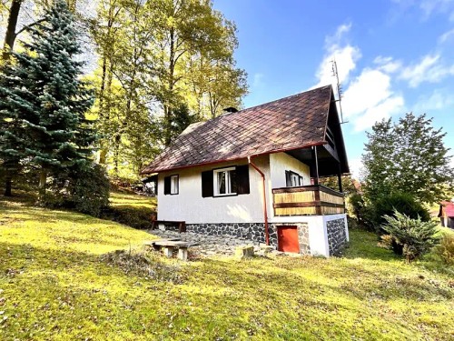 Prodaná chata 60 m², pozemek 370 m²