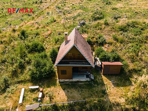 Prodaná chata 50 m², pozemek 40 m²