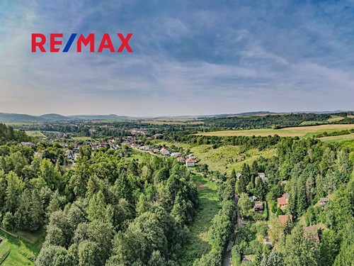 Prodaná chata 40 m², pozemek 398 m²