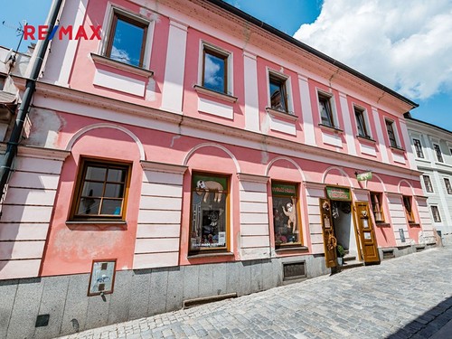Prodaný dům 300 m², pozemek 198 m²