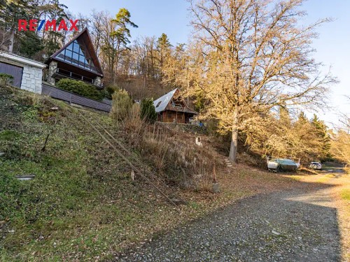 Prodaná chata 85 m², pozemek 381 m²