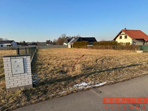 Prodej stavebního pozemku 1438 m²