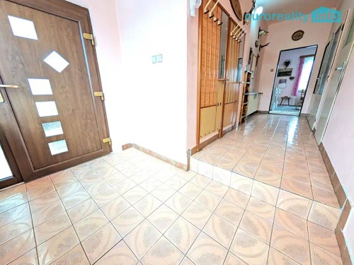 Prodej domu 105 m², pozemek 734 m²