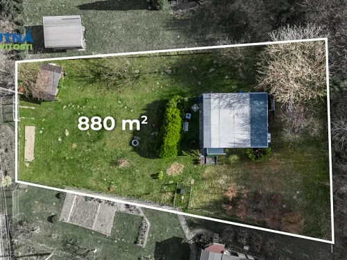 Prodej stavebního pozemku 880 m²