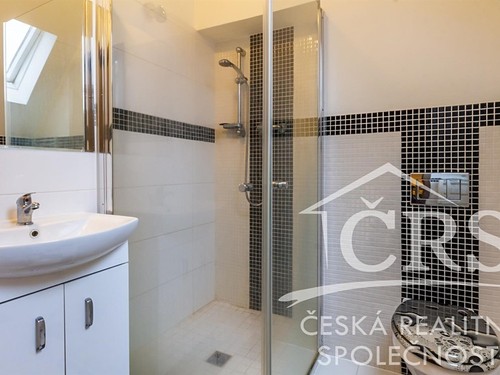 Prodaný dům 160 m², pozemek 674 m²