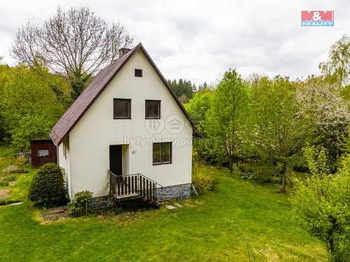 Prodaná chata 70 m², pozemek 793 m²