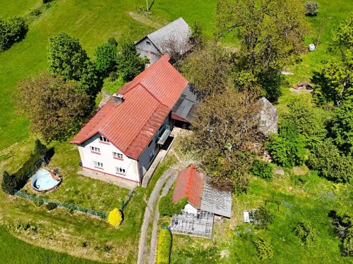 Prodej domu 230 m², pozemek 2755 m²