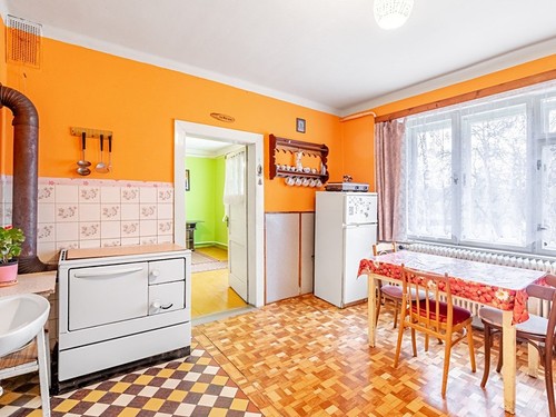 Prodaný dům 140 m², pozemek 1000 m²