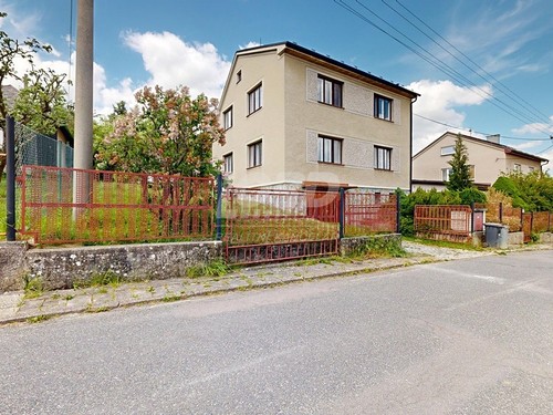 Prodaný dům 366 m², pozemek 955 m²