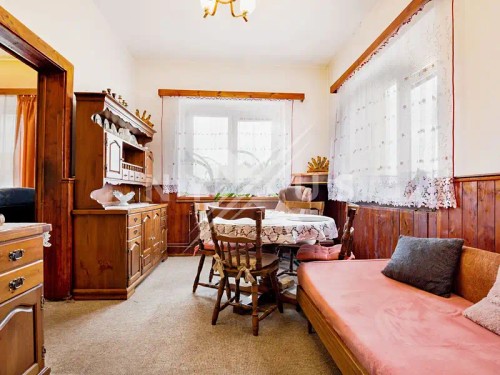 Prodej domu 315 m², pozemek 1555 m²