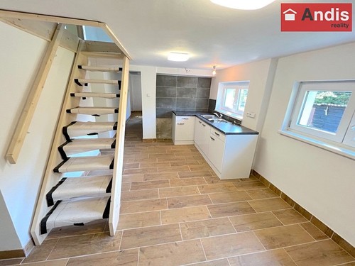 Prodaná chata 140 m², pozemek 1127 m²