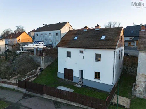 Prodej domu 350 m², pozemek 323 m²