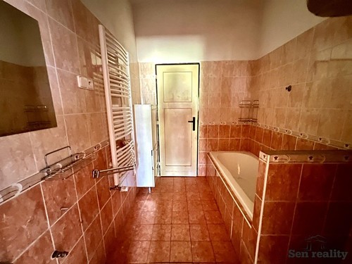 Prodaný dům 100 m², pozemek 741 m²
