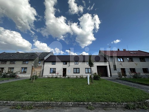 Prodaný dům 305 m², pozemek 2236 m²