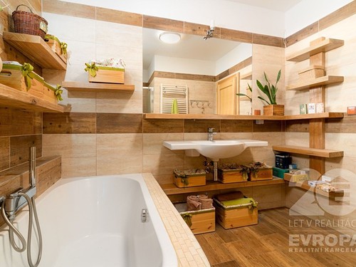 Prodaný dům 170 m², pozemek 928 m²