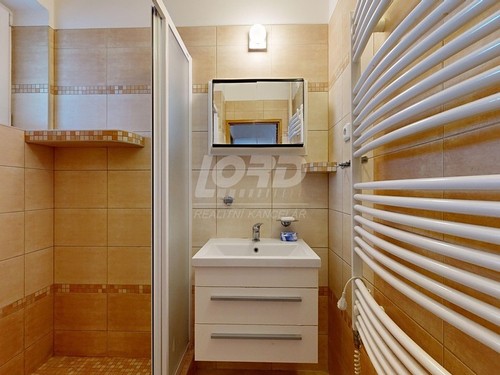 Prodaný dům 366 m², pozemek 955 m²
