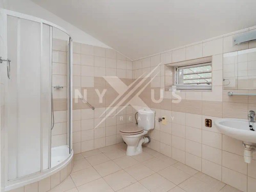 Prodaný dům 215 m², pozemek 943 m²