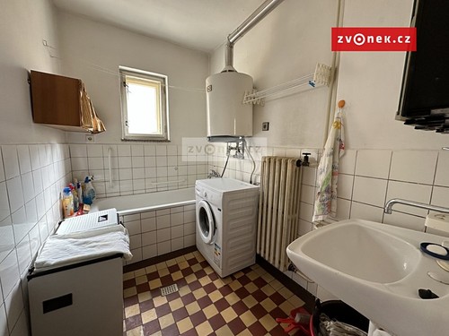 Prodaný dům 200 m², pozemek 1553 m²