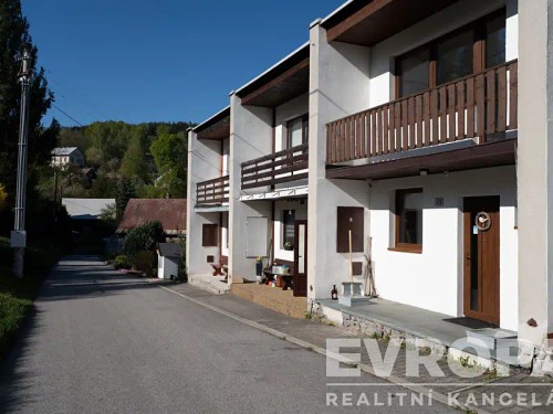 Prodej domu 245 m², pozemek 170 m²