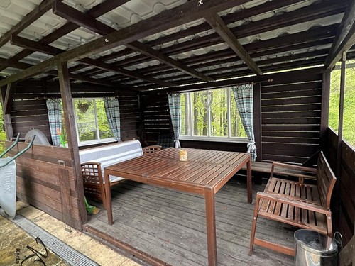 Prodaná chata 100 m², pozemek 394 m²