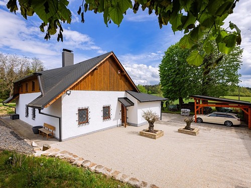 Prodaný dům 265 m², pozemek 3075 m²